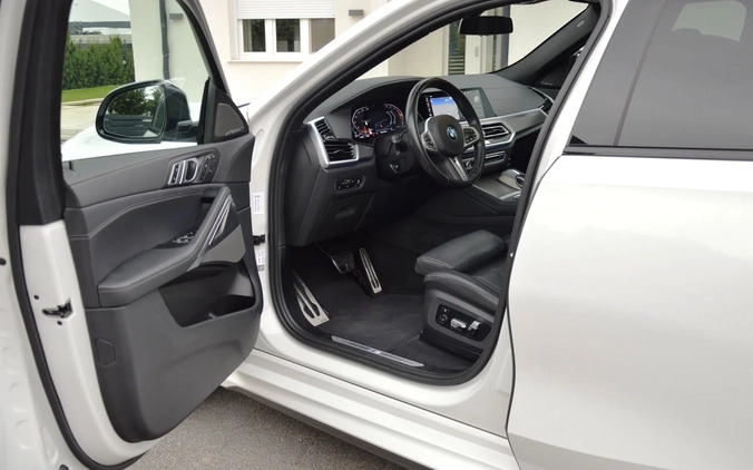 BMW X6 cena 356900 przebieg: 39000, rok produkcji 2022 z Włocławek małe 631